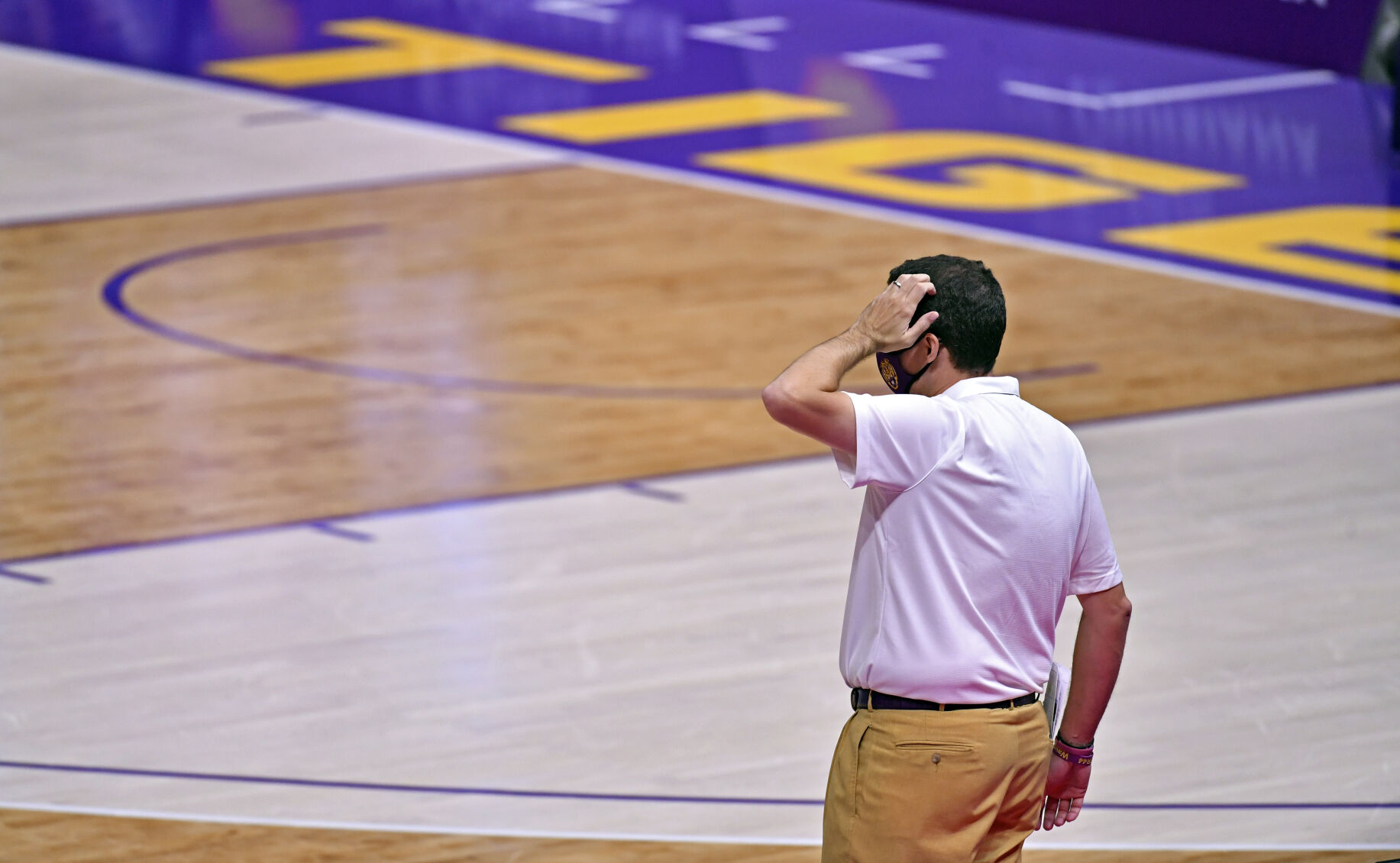 BR.lsutamubasketball.113020 HS 668.JPG